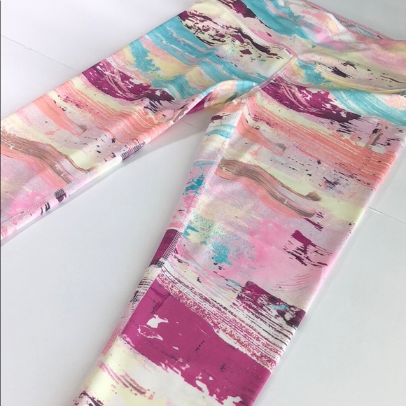 Avia workout capris. NWT. - Picture 2 of 5